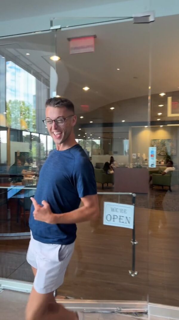 Patient Gets LASIK in Atlanta and Shares His Results